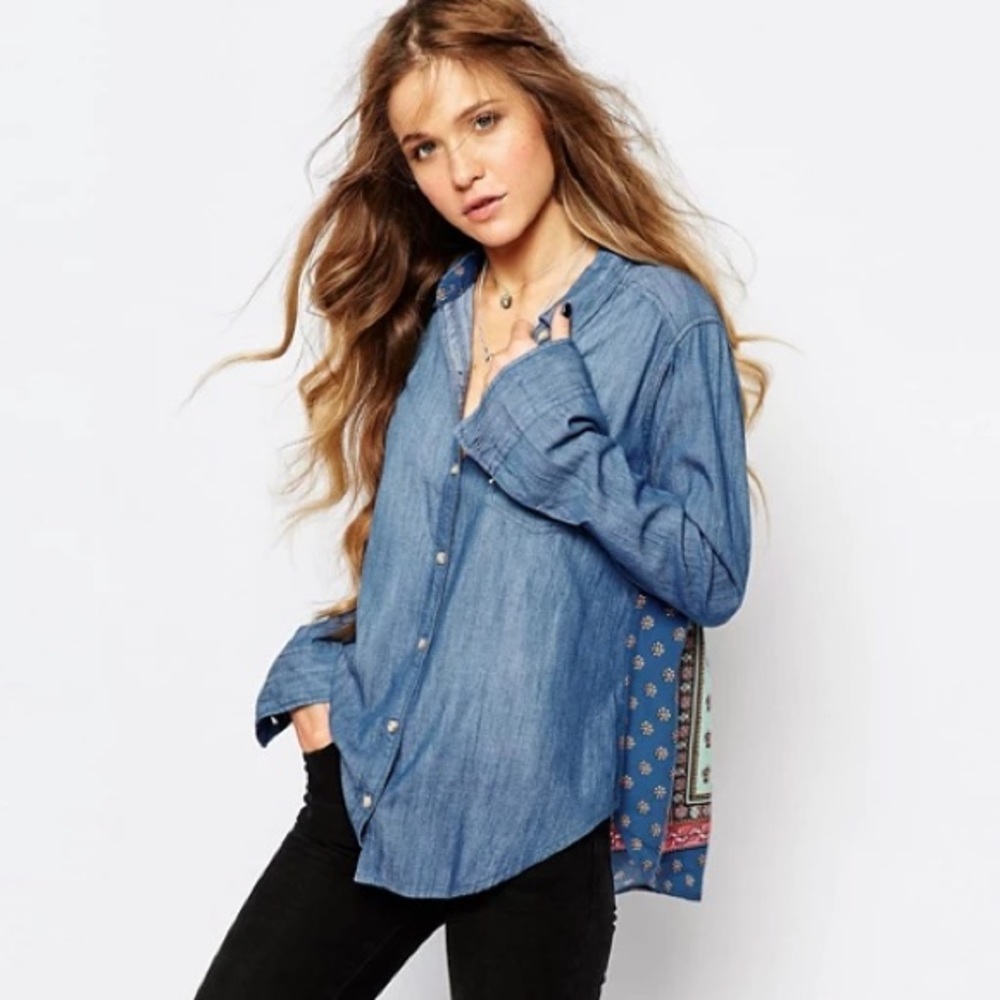 Hollister Chambray Button Down Shirt